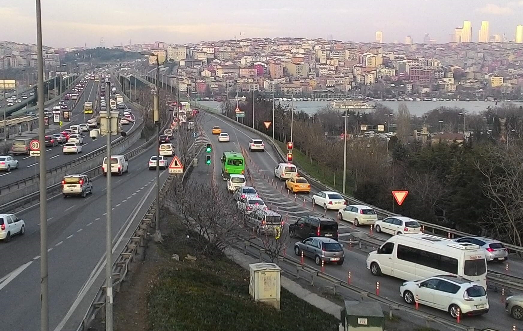 ayvansaray_k_uzaktan1.jpg